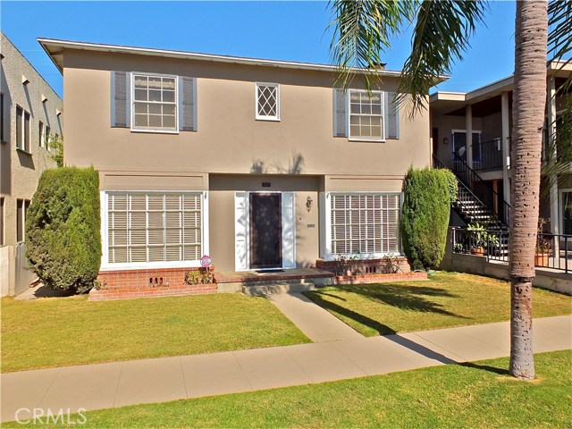 Photo of 335 Bay Shore Avenue, Long Beach, CA 90803