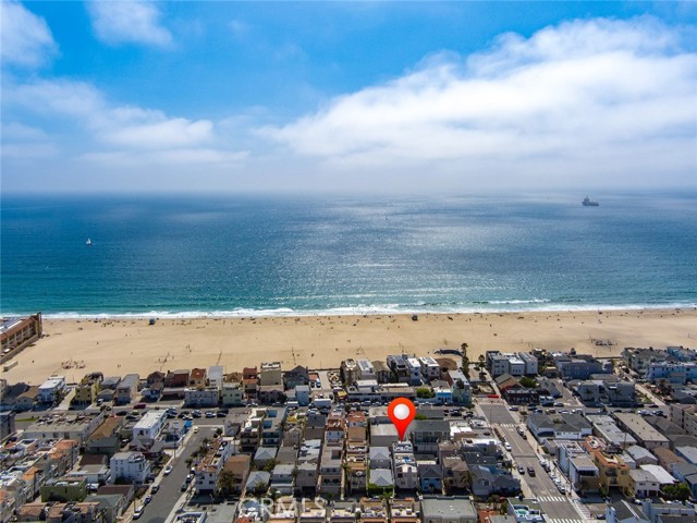 152 Palm Drive, Hermosa Beach, California 90254, 3 Bedrooms Bedrooms, ,2 BathroomsBathrooms,Residential,Sold,Palm,SB21128349