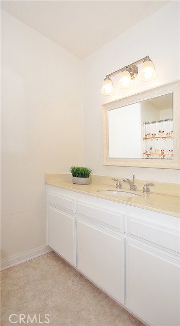 121 Prospect Avenue, Redondo Beach, California 90277, 2 Bedrooms Bedrooms, ,2 BathroomsBathrooms,Residential,Sold,Prospect,SB18229456