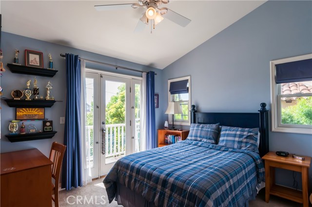 1613 Chestnut, Manhattan Beach, California 90266, 5 Bedrooms Bedrooms, ,3 BathroomsBathrooms,Residential,Sold,Chestnut,SB17091218