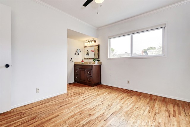 1205 7th Place, Hermosa Beach, California 90254, 3 Bedrooms Bedrooms, ,1 BathroomBathrooms,Residential,Sold,7th,SB21119639