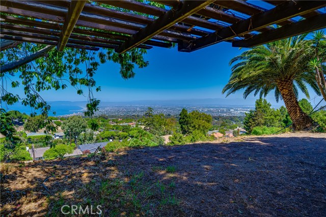 5227 Bluemound Road, Rolling Hills Estates, California 90274, 3 Bedrooms Bedrooms, ,2 BathroomsBathrooms,Residential,Sold,Bluemound,PV19212371