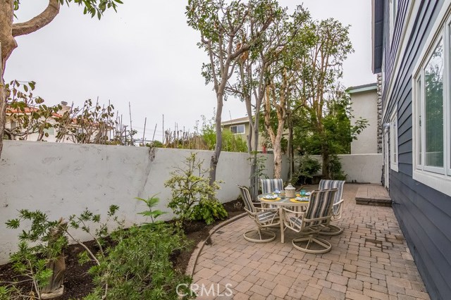 2119 Gates Avenue, Redondo Beach, California 90278, 4 Bedrooms Bedrooms, ,2 BathroomsBathrooms,Residential,Sold,Gates,SB18242612