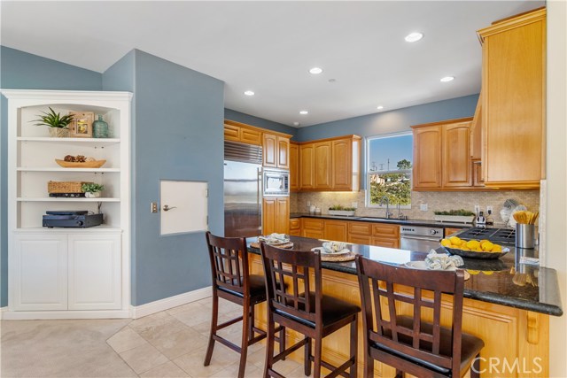708 Lucia Avenue, Redondo Beach, California 90277, 4 Bedrooms Bedrooms, ,2 BathroomsBathrooms,Residential,Sold,Lucia,SB20227014