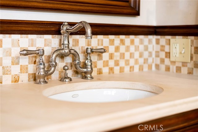 708 Marine Avenue, Manhattan Beach, California 90266, 4 Bedrooms Bedrooms, ,4 BathroomsBathrooms,Residential,Sold,Marine,SB20193991