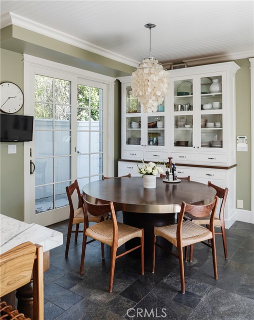 598 33rd Street, Manhattan Beach, California 90266, 5 Bedrooms Bedrooms, ,5 BathroomsBathrooms,Residential,Sold,33rd,SB21107096