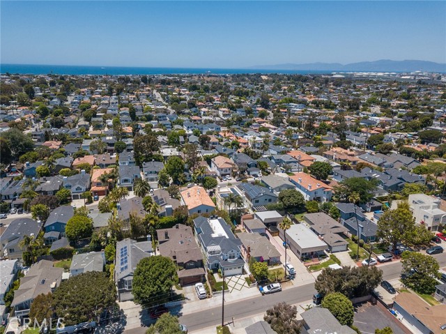 2201 Oak Avenue, Manhattan Beach, California 90266, 5 Bedrooms Bedrooms, ,5 BathroomsBathrooms,Residential,Sold,Oak,SB21126530