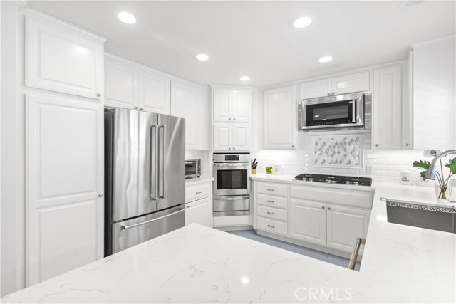 1543 Stanford Avenue, Redondo Beach, California 90278, 3 Bedrooms Bedrooms, ,3 BathroomsBathrooms,Residential,Sold,Stanford,DW20233063