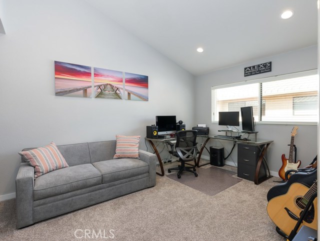 1923 Marshallfield Lane, Redondo Beach, California 90278, 3 Bedrooms Bedrooms, ,2 BathroomsBathrooms,Residential,Sold,Marshallfield,SB20084915