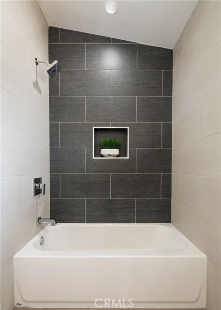 308 Francisca Avenue, Redondo Beach, California 90277, 4 Bedrooms Bedrooms, ,3 BathroomsBathrooms,Residential,Sold,Francisca,SB19268645