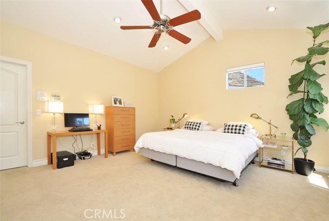 722 Irena Avenue, Redondo Beach, California 90277, 3 Bedrooms Bedrooms, ,2 BathroomsBathrooms,Residential,Sold,Irena,PV18154458