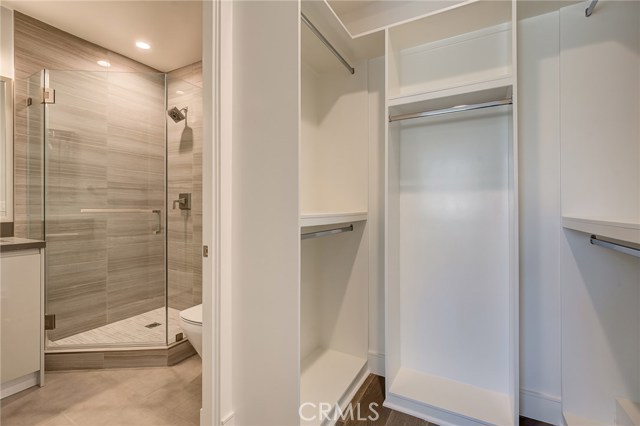 1922 Vanderbilt Lane, Redondo Beach, California 90278, 5 Bedrooms Bedrooms, ,5 BathroomsBathrooms,Residential,Sold,Vanderbilt,PV19214347