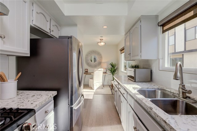 2519 Carnegie Lane, Redondo Beach, California 90278, 2 Bedrooms Bedrooms, ,2 BathroomsBathrooms,Residential,Sold,Carnegie,SB20235745