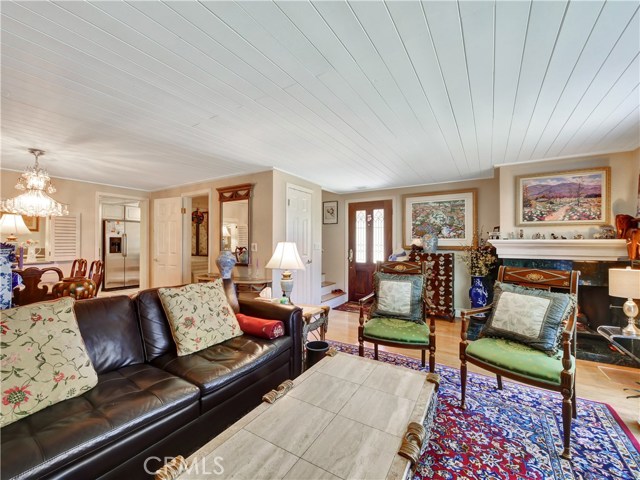 65 Cresta Verde Drive, Rolling Hills Estates, California 90274, 2 Bedrooms Bedrooms, ,1 BathroomBathrooms,Residential,Sold,Cresta Verde,PV20103342