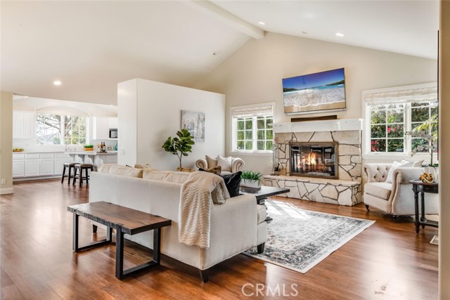 4600 Rollando Drive, Rolling Hills Estates, California 90274, 5 Bedrooms Bedrooms, ,4 BathroomsBathrooms,Residential,Sold,Rollando,PV19270515