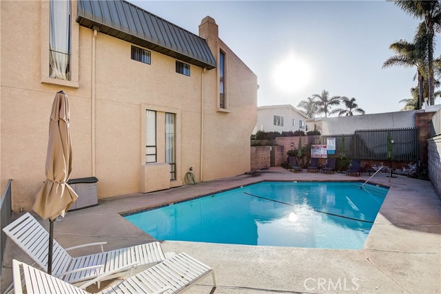 1919 Marshallfield Lane, Redondo Beach, California 90278, 3 Bedrooms Bedrooms, ,3 BathroomsBathrooms,Residential,Sold,Marshallfield,SB20041815