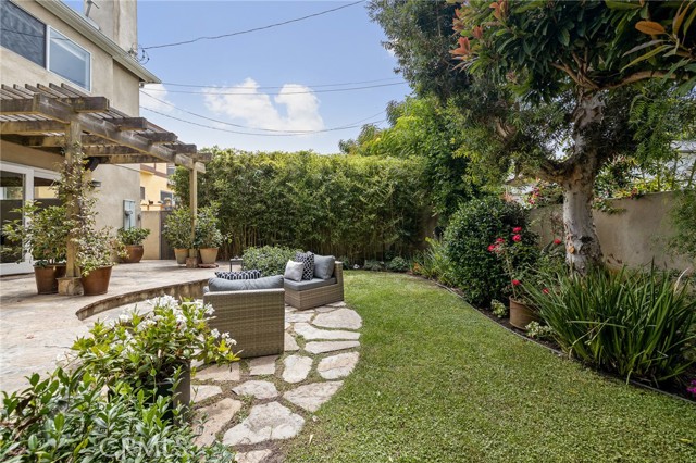 3521 Palm Avenue, Manhattan Beach, California 90266, 4 Bedrooms Bedrooms, ,3 BathroomsBathrooms,Residential,Sold,Palm,SB21171314