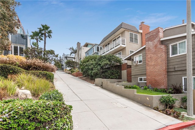 120 35th Street, Manhattan Beach, California 90266, ,Residential Income,Sold,35th,SB20202863