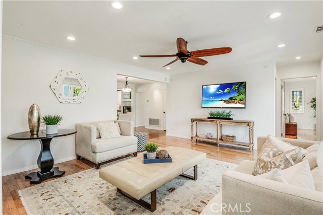 2509 Fisk Lane, Redondo Beach, California 90278, 3 Bedrooms Bedrooms, ,2 BathroomsBathrooms,Residential,Sold,Fisk,PV20203875