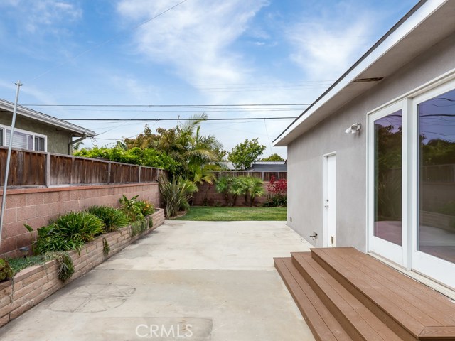 701 Firmona Avenue, Redondo Beach, California 90278, 3 Bedrooms Bedrooms, ,2 BathroomsBathrooms,Residential,Sold,Firmona,SB17122000