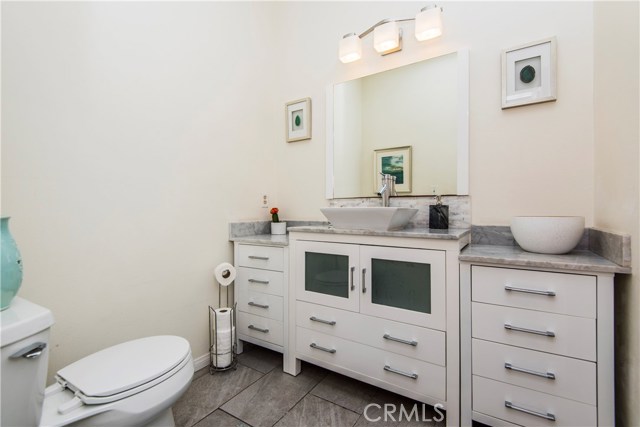 208 Juanita Avenue, Redondo Beach, California 90277, 3 Bedrooms Bedrooms, ,3 BathroomsBathrooms,Residential,Sold,Juanita,SB18196723