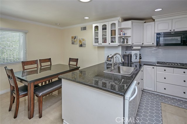 110 Hilltop Circle, Rancho Palos Verdes, California 90275, 2 Bedrooms Bedrooms, ,2 BathroomsBathrooms,Residential,Sold,Hilltop,SB19196616