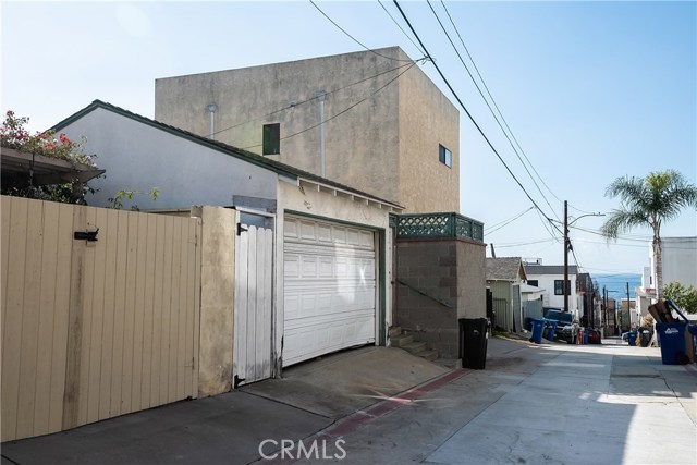 301 27th, Hermosa Beach, California 90254, 2 Bedrooms Bedrooms, ,1 BathroomBathrooms,Residential,Sold,27th,SB20007141