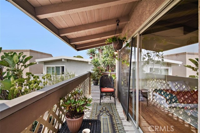 959 2nd Street, Hermosa Beach, California 90254, 5 Bedrooms Bedrooms, ,2 BathroomsBathrooms,Residential,Sold,2nd,SB20190726