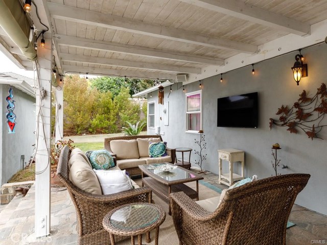 1300 Harkness Street, Manhattan Beach, California 90266, 3 Bedrooms Bedrooms, ,2 BathroomsBathrooms,Residential,Sold,Harkness,SW18033577
