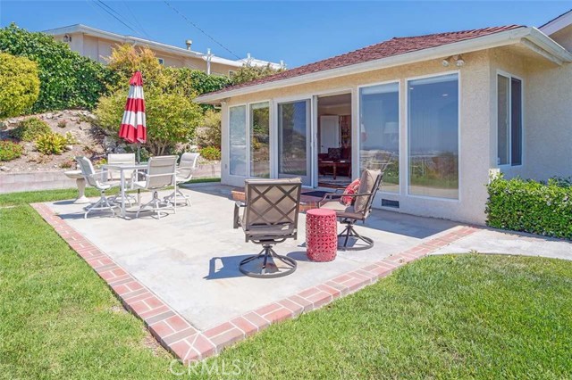 Enjoy Entertaining on large patio