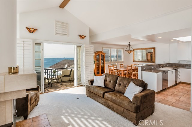 4216 Highland Avenue, Manhattan Beach, California 90266, 3 Bedrooms Bedrooms, ,3 BathroomsBathrooms,Residential,Sold,Highland,SB19276572