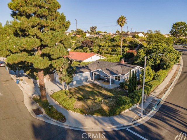 6424 Monero Drive, Rancho Palos Verdes, California 90275, 3 Bedrooms Bedrooms, ,2 BathroomsBathrooms,Residential,Sold,Monero,SB21172429