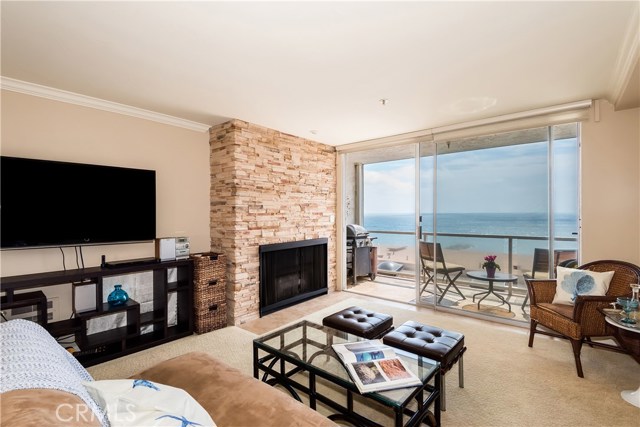 615 Esplanade, Redondo Beach, California 90277, 1 Bedroom Bedrooms, ,1 BathroomBathrooms,Residential,Sold,Esplanade,SB18143863