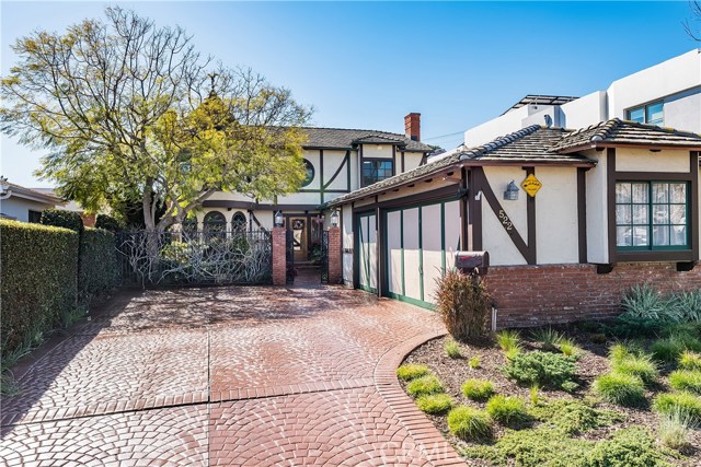 522 24th Place, Hermosa Beach, California 90254, 3 Bedrooms Bedrooms, ,3 BathroomsBathrooms,Residential,Sold,24th Place,SB18039832