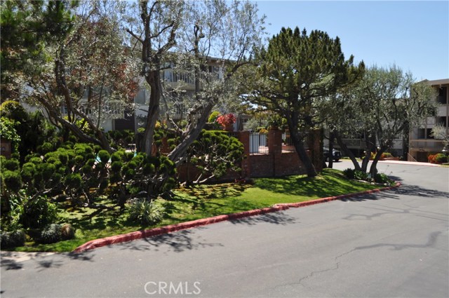 6526 Ocean Crest Drive, Rancho Palos Verdes, California 90275, 2 Bedrooms Bedrooms, ,2 BathroomsBathrooms,Residential,Sold,Ocean Crest,SB18108520