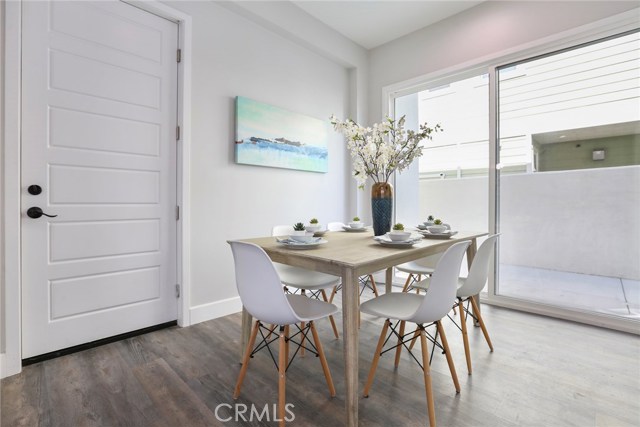 2215 Robinson Street, Redondo Beach, California 90278, 4 Bedrooms Bedrooms, ,4 BathroomsBathrooms,Residential,Sold,Robinson,SB20091863