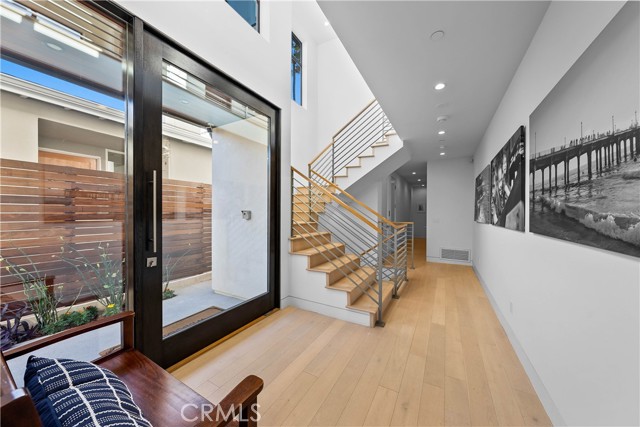 733 12th Street, Manhattan Beach, California 90266, 5 Bedrooms Bedrooms, ,6 BathroomsBathrooms,Residential,Sold,12th,SB21089898