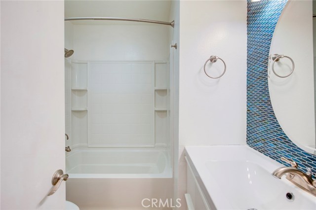 720 Meyer Lane, Redondo Beach, California 90278, 2 Bedrooms Bedrooms, ,2 BathroomsBathrooms,Residential,Sold,Meyer,SB19085795