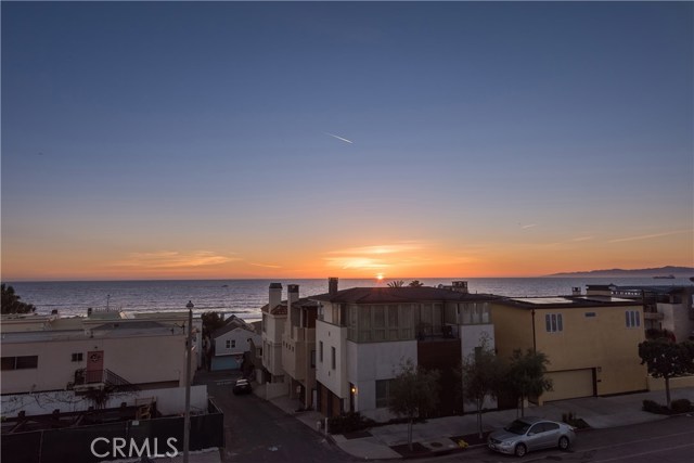 508 Manhattan Avenue, Manhattan Beach, California 90266, 4 Bedrooms Bedrooms, ,3 BathroomsBathrooms,Residential,Sold,Manhattan,SB20017970