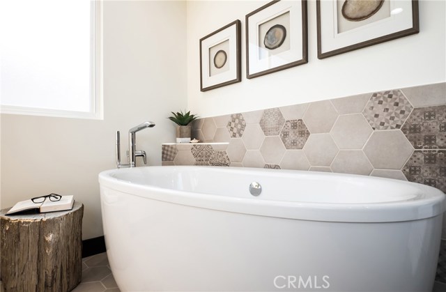 636 Vincent Park, Redondo Beach, California 90277, 3 Bedrooms Bedrooms, ,2 BathroomsBathrooms,Residential,Sold,Vincent Park,SB19274738