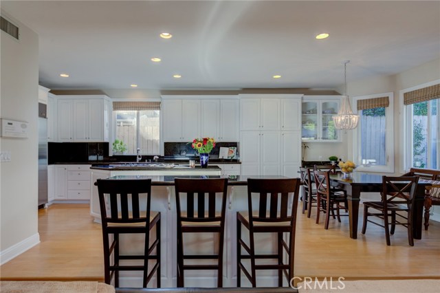 637 17th Street, Manhattan Beach, California 90266, 6 Bedrooms Bedrooms, ,3 BathroomsBathrooms,Residential,Sold,17th,SB20249999