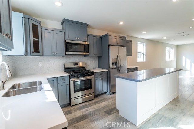  Income Home for Sale in Los Angeles, California