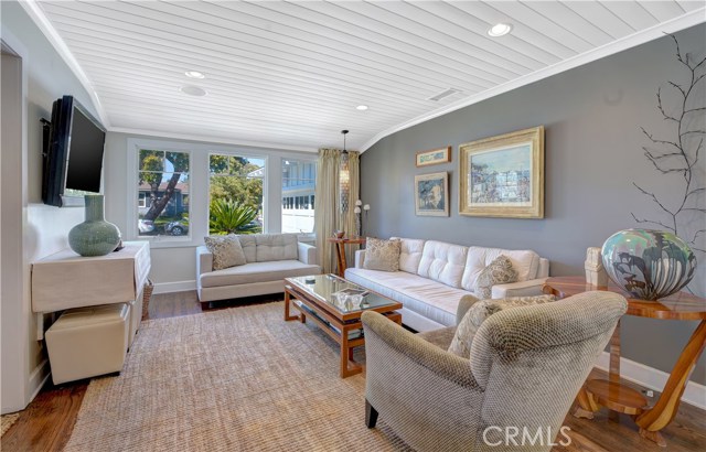 1146 18th Street, Manhattan Beach, California 90266, 4 Bedrooms Bedrooms, ,2 BathroomsBathrooms,Residential,Sold,18th,SB17065681