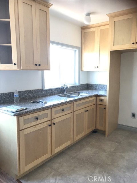 11 Bed Home for Sale in Los Angeles, California