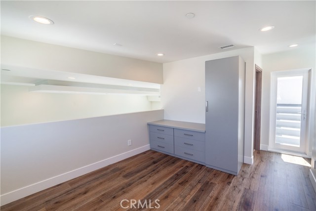 2713 Carnegie Lane, Redondo Beach, California 90278, 4 Bedrooms Bedrooms, ,4 BathroomsBathrooms,Residential,Sold,Carnegie,SB19244755