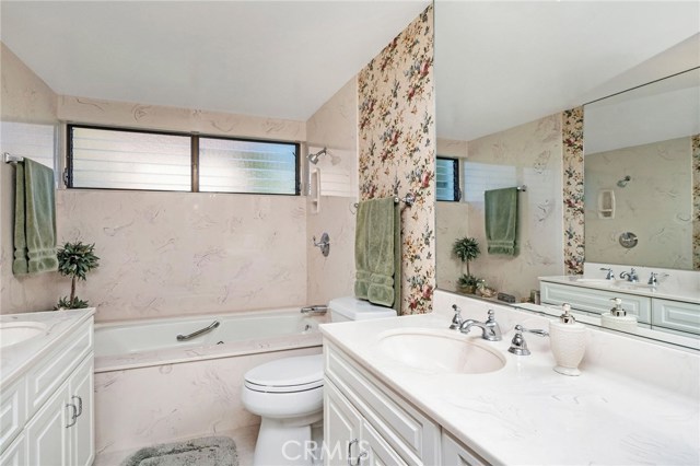 5420 Meadowdale Lane, Rancho Palos Verdes, California 90275, 6 Bedrooms Bedrooms, ,4 BathroomsBathrooms,Residential,Sold,Meadowdale,PV19133318