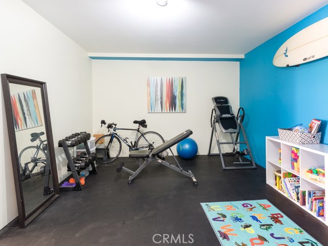 1923 Marshallfield Lane, Redondo Beach, California 90278, 3 Bedrooms Bedrooms, ,2 BathroomsBathrooms,Residential,Sold,Marshallfield,SB20084915
