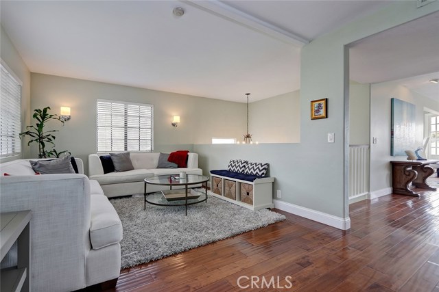 506 Helberta Avenue, Redondo Beach, California 90277, 3 Bedrooms Bedrooms, ,2 BathroomsBathrooms,Residential,Sold,Helberta,SB19050182