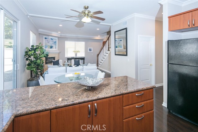2221 Grant Avenue, Redondo Beach, California 90278, 3 Bedrooms Bedrooms, ,2 BathroomsBathrooms,Residential,Sold,Grant,SB17187195