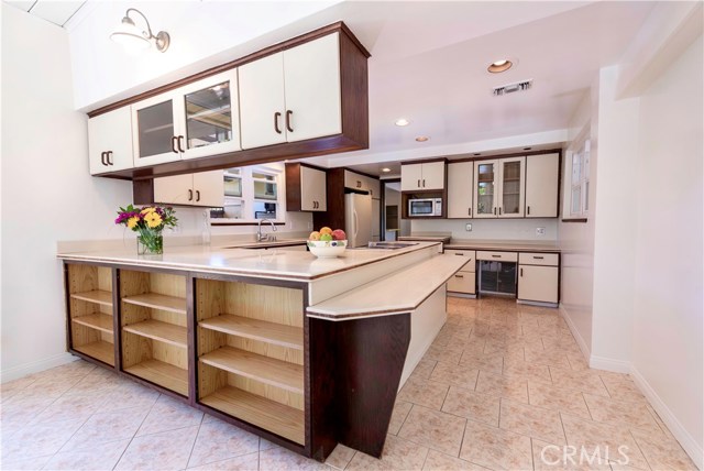 2037 Upland Street, Rancho Palos Verdes, California 90275, 4 Bedrooms Bedrooms, ,3 BathroomsBathrooms,Residential,Sold,Upland,SB20101811